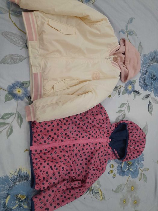 Две есенни якета 122 размер