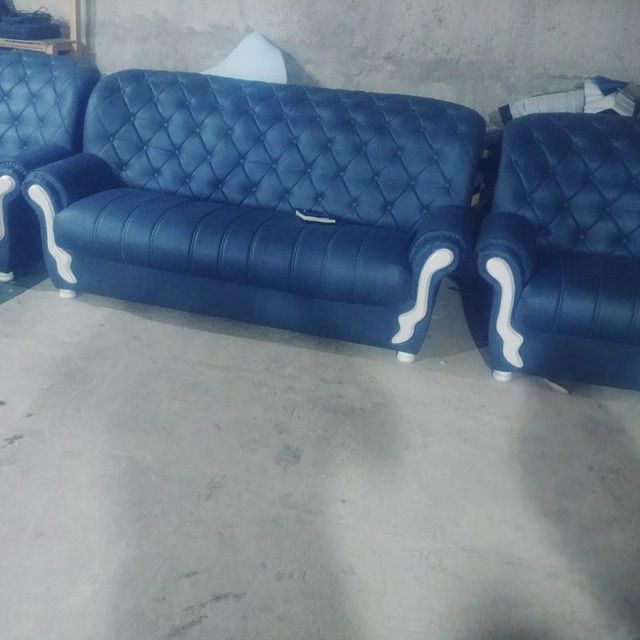 Restavratsiya devan kreslo