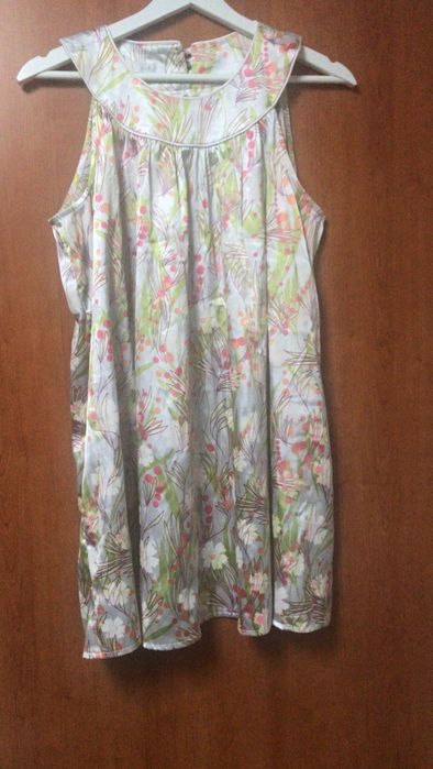 Vand bluza noua satin