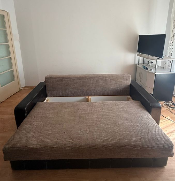 Pat extensibil cu depozitare