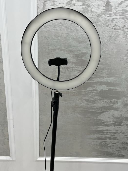 Продам кальцевую лампу