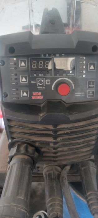 Продается Электро сварка полуавтомат
