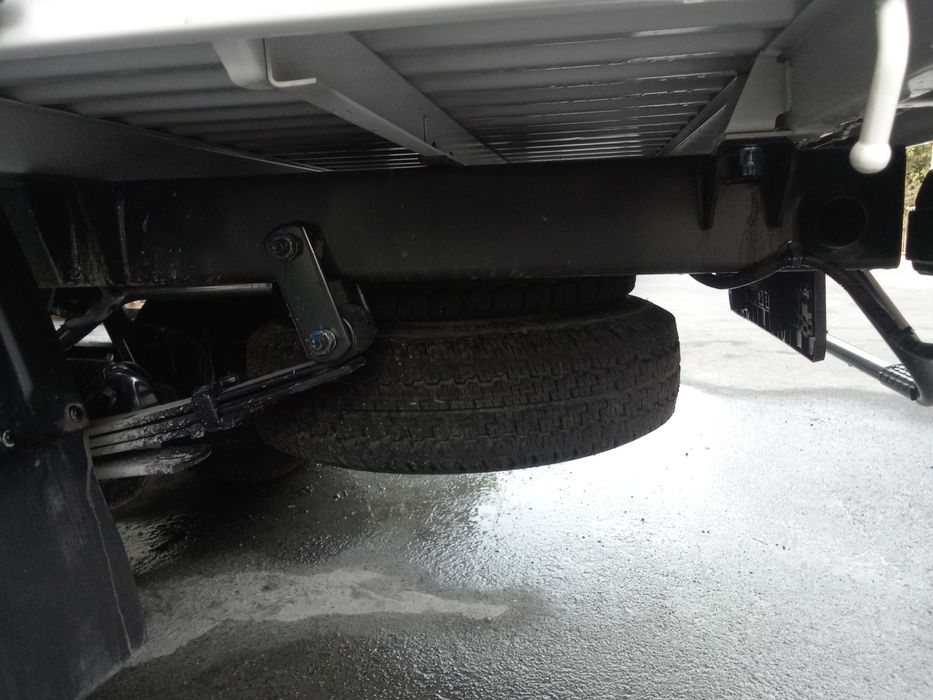 Киа бонго мошина