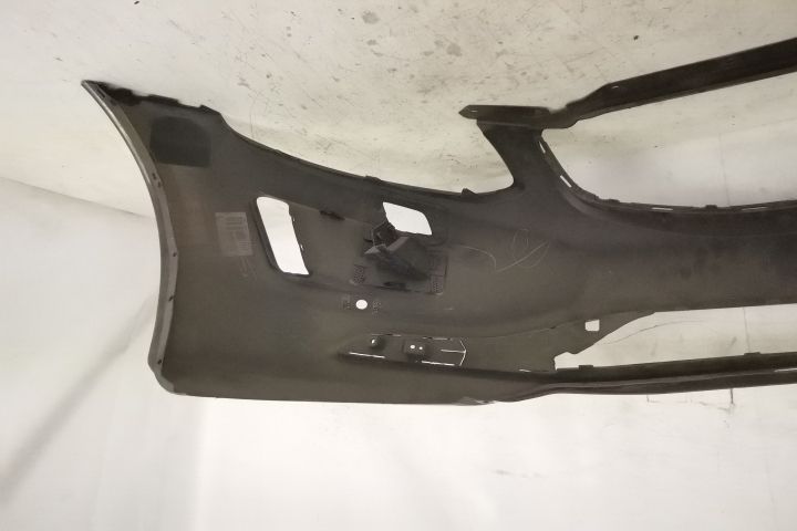 Предна броня Оригинална със сензори и миещи устройства в добро състоян