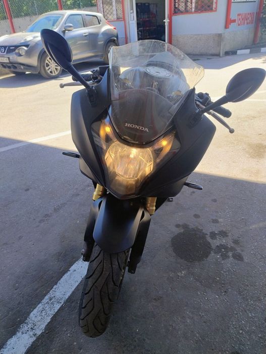 Продавам Honda GBR