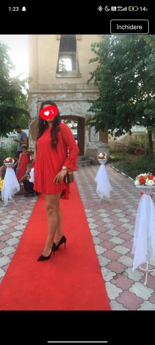 Rochiță roșie superbă preț negociabil!