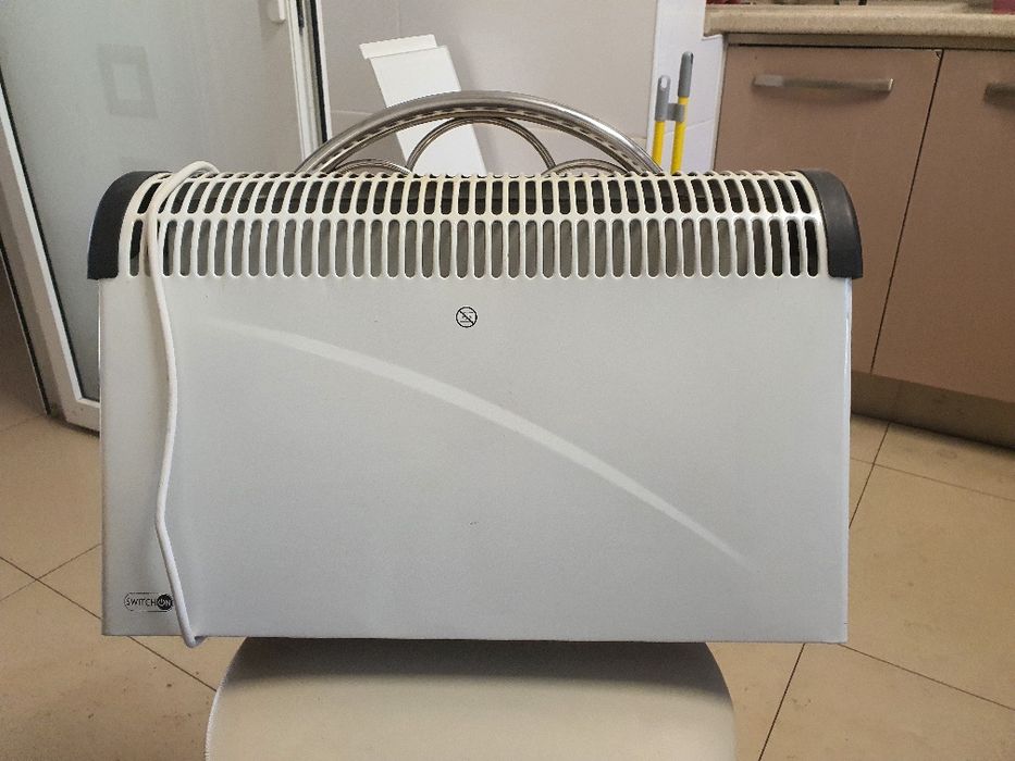 Convector electric căldură