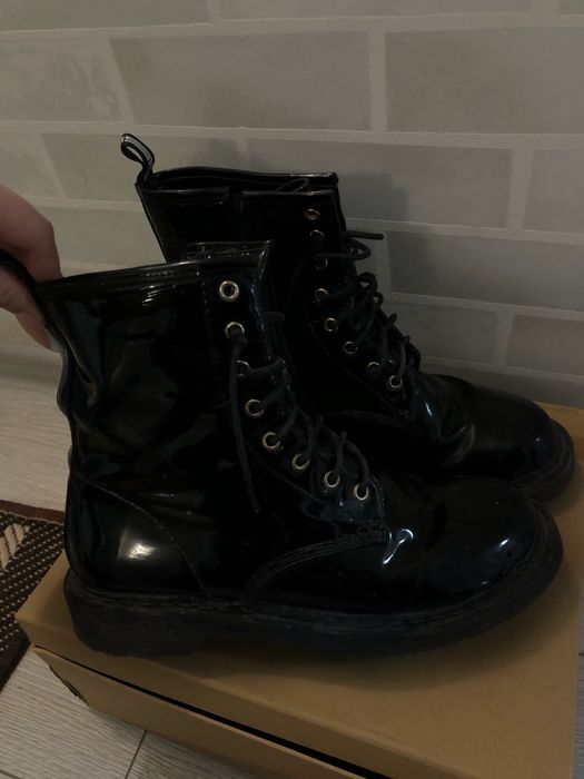 Ботинки лакированные