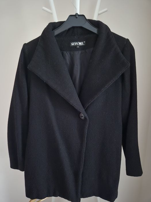 Дамски палта и якета