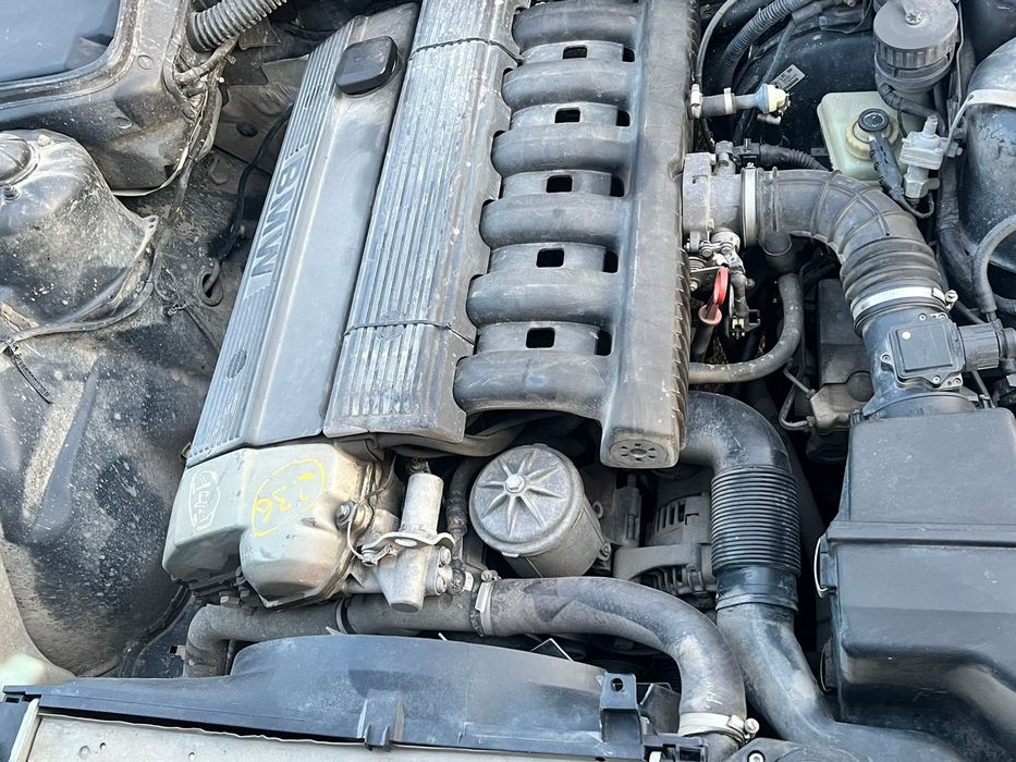 БМВ е34 м50б20 с вложением