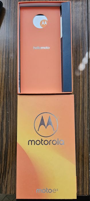 Motorola Moto e5