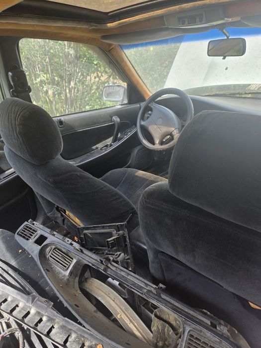 Nissan maxima 1989г