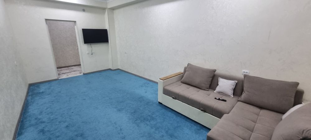 Сдаётся 3-х комнатная квартира Чиланзар 8 квартал ориентир Малика гост