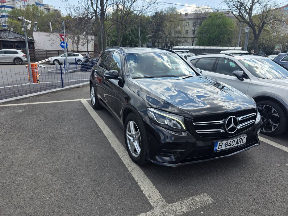 Mercedes GLC 250d 4MATIC AMG Line 2017, 204cp, Burmester, Negru