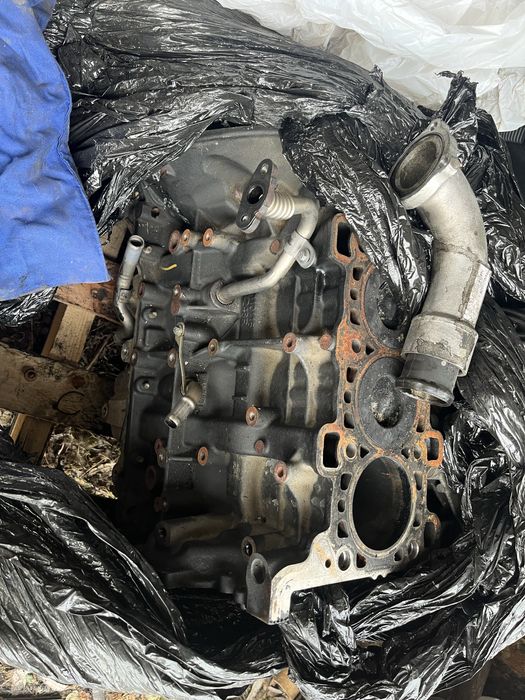 Motor renault trafic opel vivaro r9m 1.6 diesel biturbo injector injectoare turbo turbine anexe motor