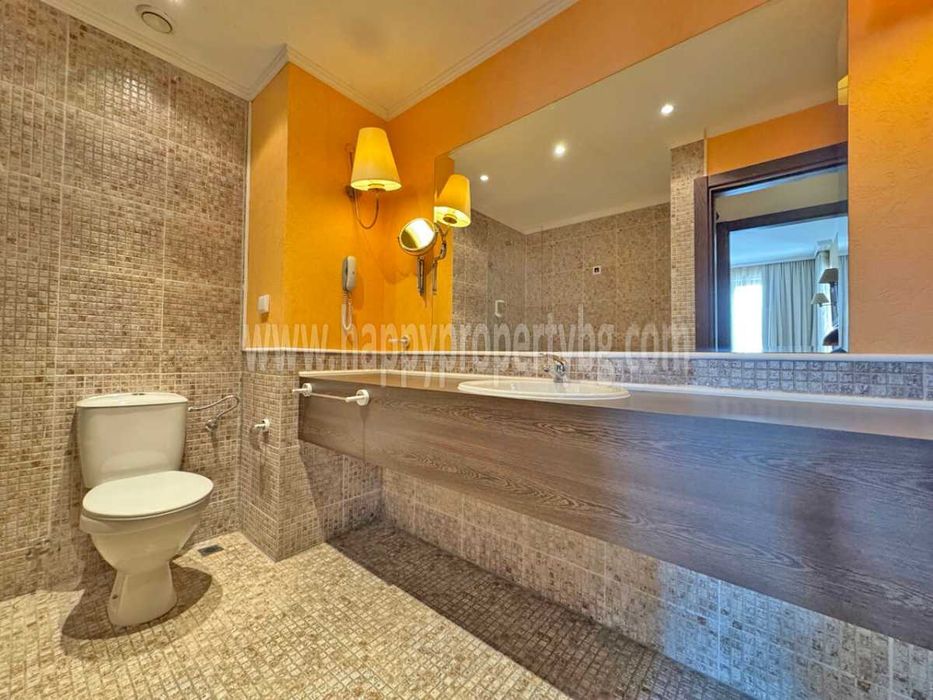 Продава се Двустаен апартамент в к.к. Слънчев бряг - 69 кв.м за 1283 €/кв.м - Снимка #9