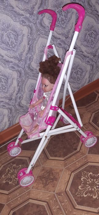 Коляска для кукол