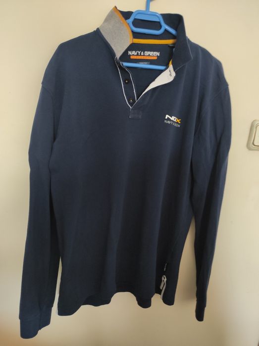 Tricouri cu maneca scurta sau lunga, modele diferite si mărimi diferit