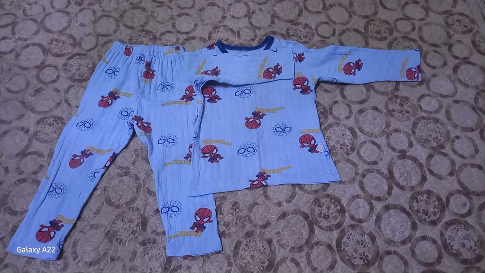 Детские одежды...