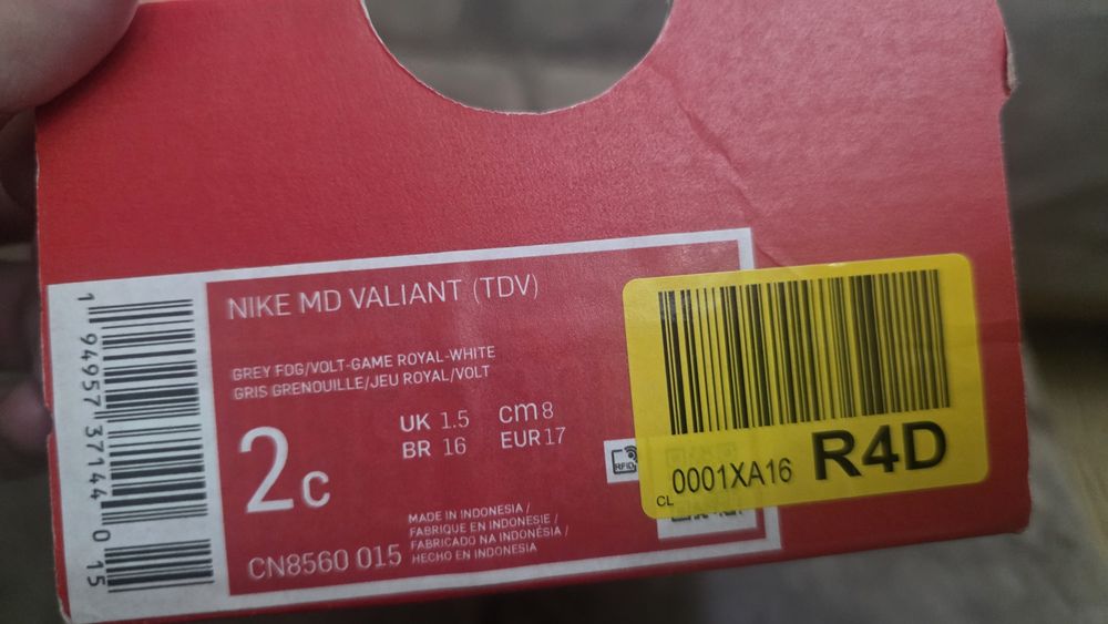 Nike оригинал кроссовки размер 17 с Германии 150000сум