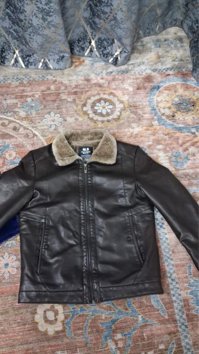 Продам мужскую дубленку