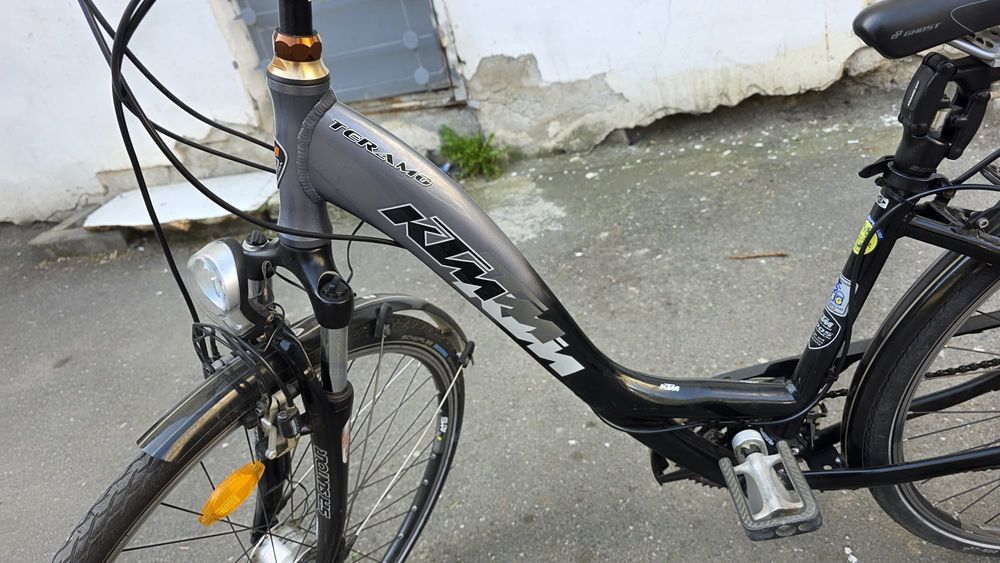 Bicicleta KTM Teramo dama