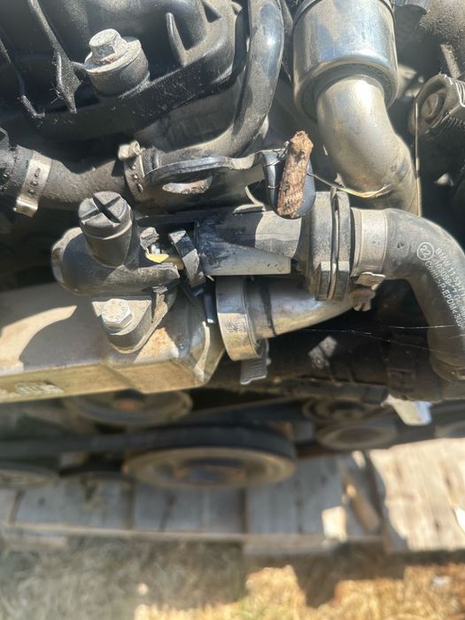 Vând motor bmw e60