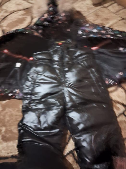 Продаю комбез почти новая