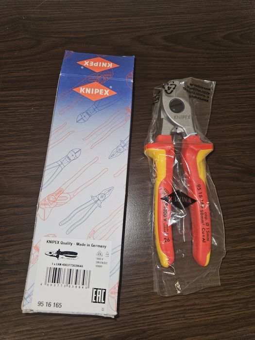 Tăietori de cabluri cu izolație de 165 mm KNIPEX 1000V