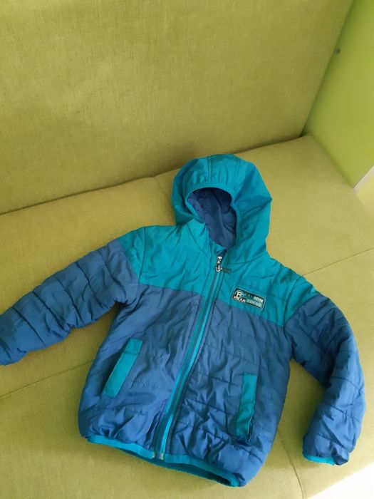 Курточка - 500 тенге