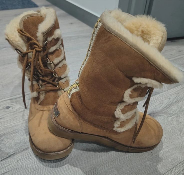 UGG Australia damă originali