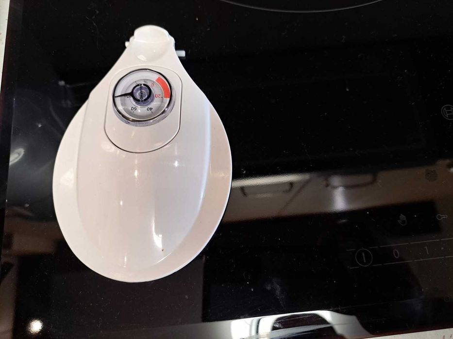 продавам кана филтрираща за 4 литра вода AQUAPHOR