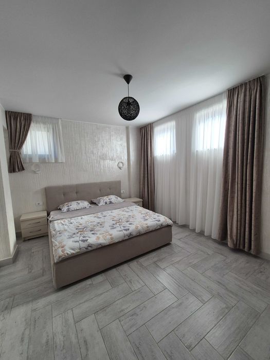 Apartament spațios de închiriat