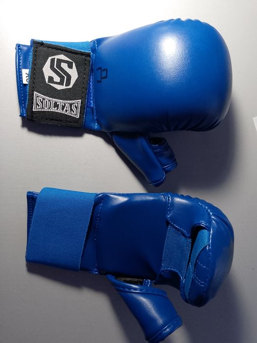 Перчатки для карате