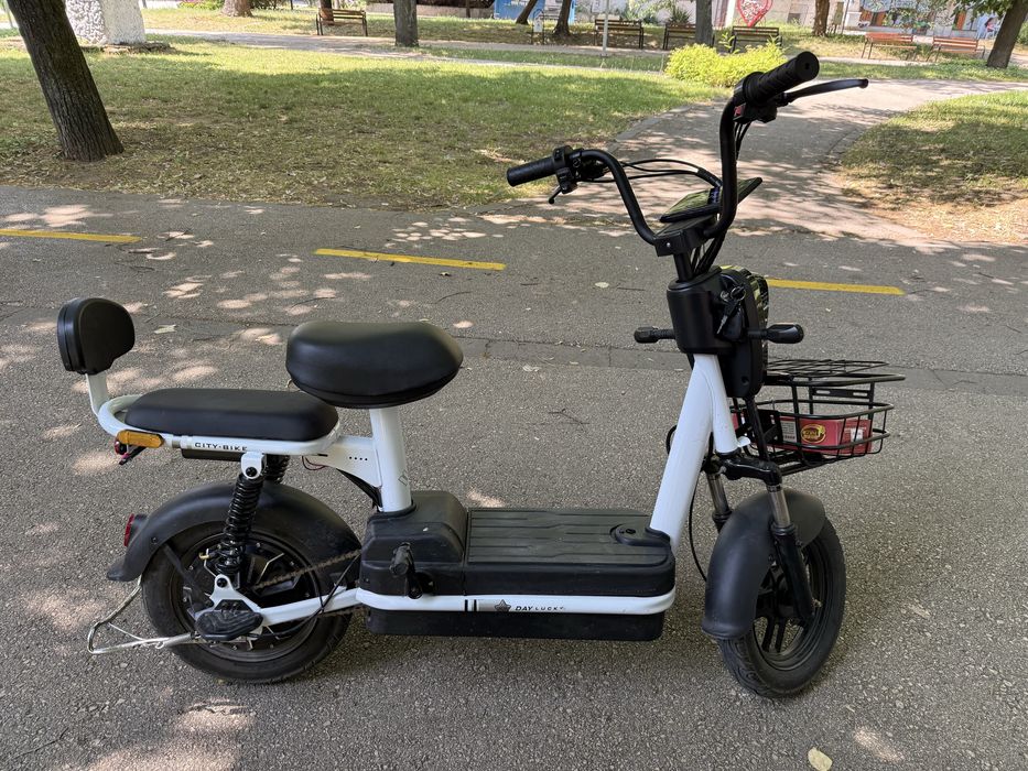 Електрически скутер Lucky Day