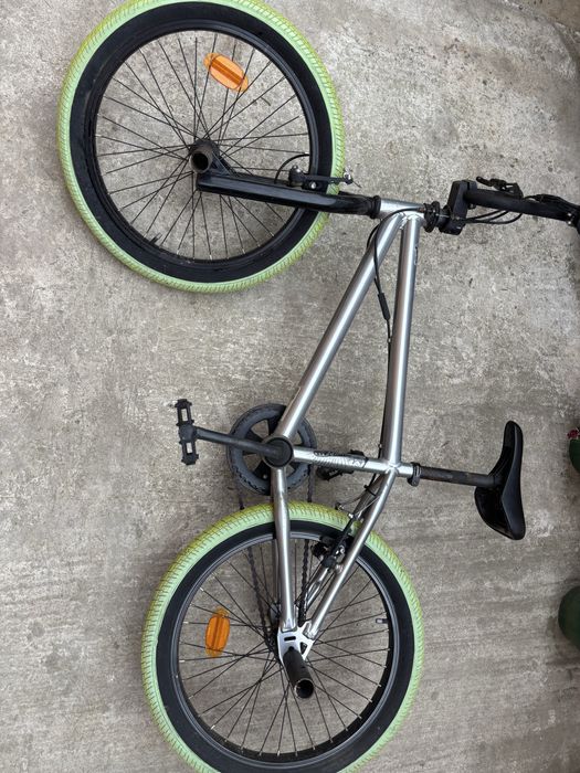 Vand bmx 800 lei