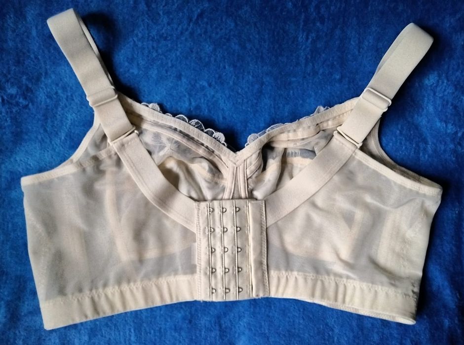 Продам бюстгальтер!