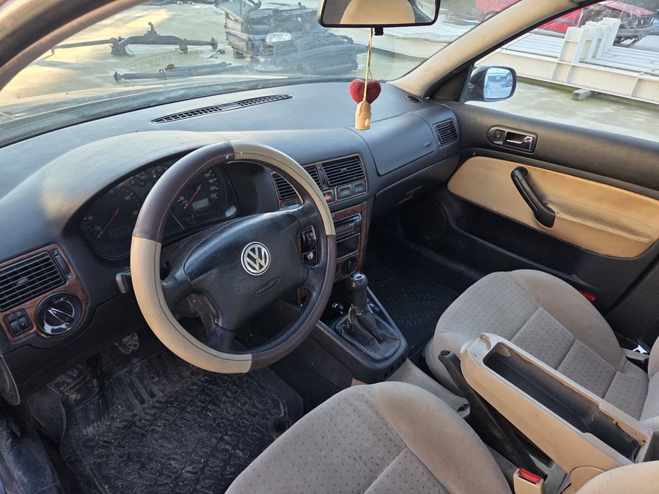 Golf 4 1.9 TDI 90кс. (На части)