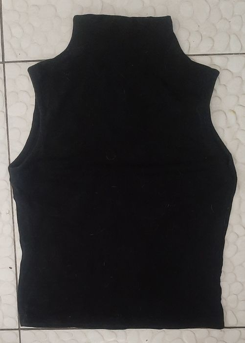 Продам кофточки футболочки