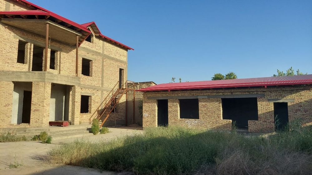 Pilita pishgan g'ishtan qurilgan