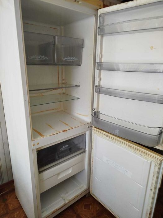 продам холодильник б/у