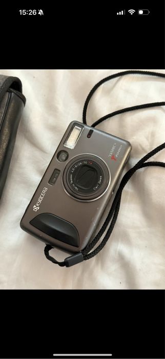 Aparat pe film Yashica T4 zoom