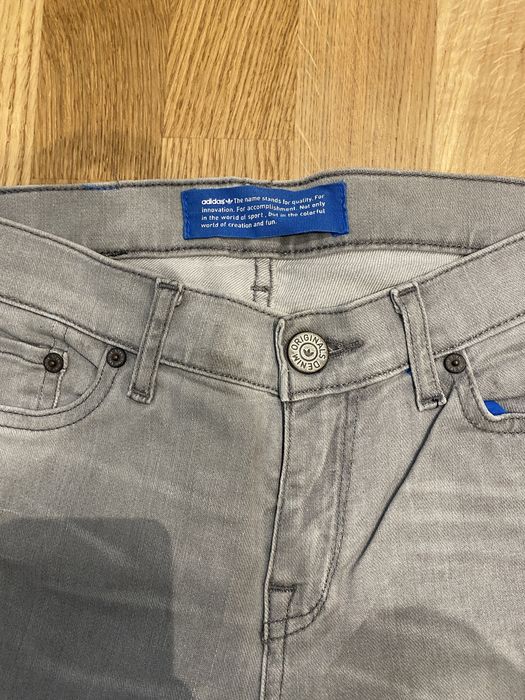 Аdidas дамски дънки 100% оригинални !!!