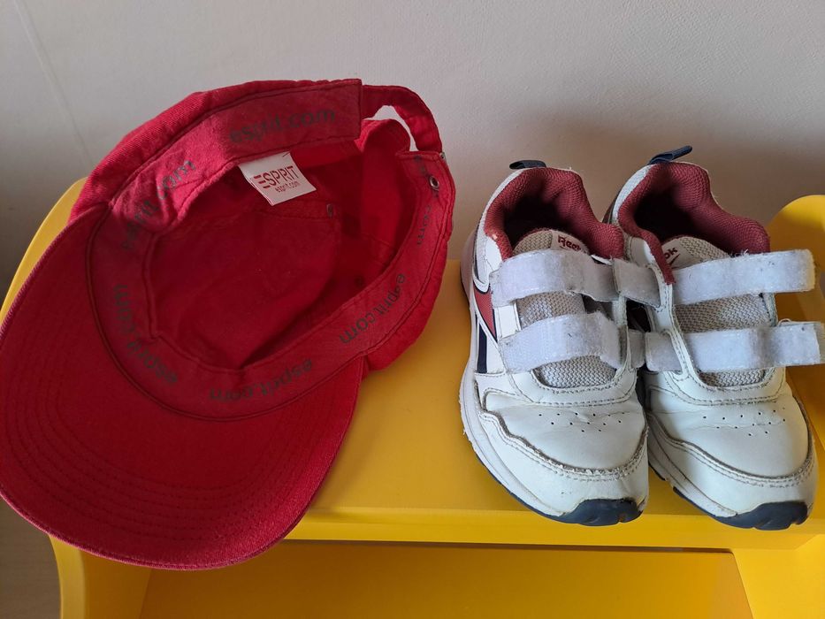 Reebok детски маратонки, 28 номер