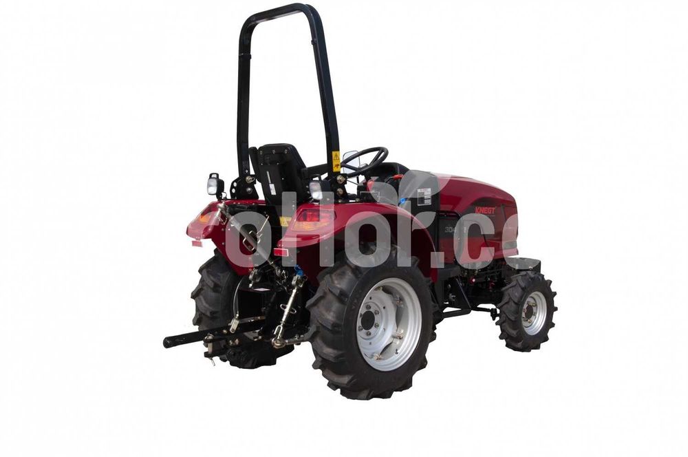 Tractor de 30 CP / Knegt304G2
