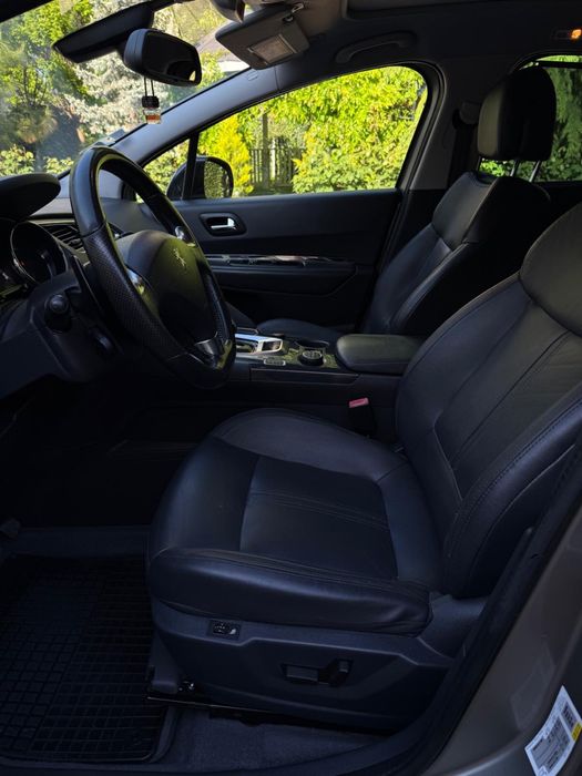PEUGEOT 3008 HYBRID 4x4/ Piele/ Panoramic/ AUTOMAT 200cp