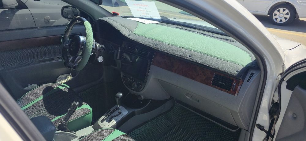 Lacetti 1.8 L 2009 г.