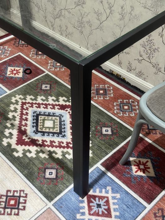 Стол обеденный! Срочно продам!