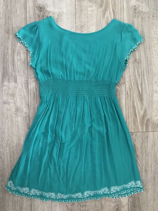 Rochie cu broderie nr.S