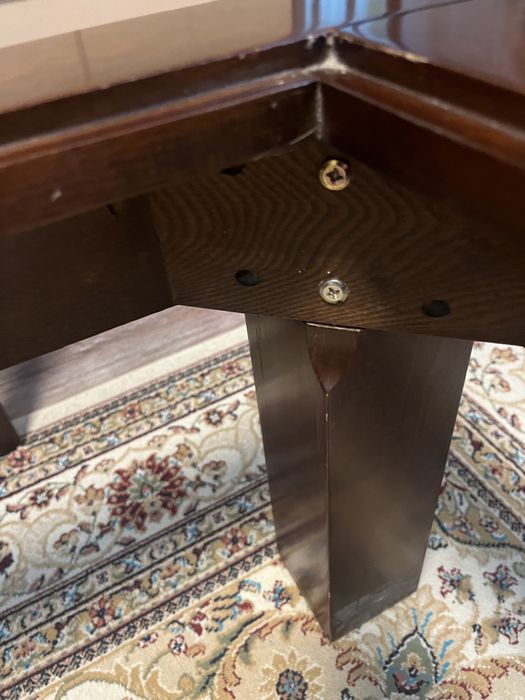 Журнальный столик